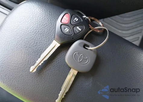 2013 Toyota Corolla S from USA, damaged, VIN 2T1BU4EE4DC068807